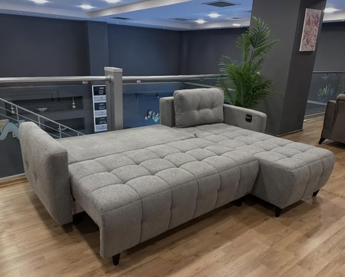 Newport Künc Divanı