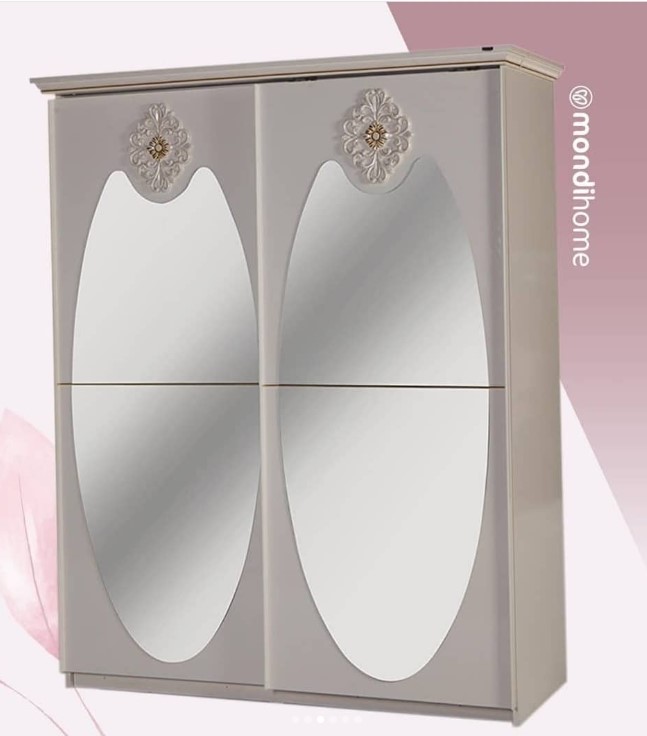 Vienna Gənc Sürgülü Garderob